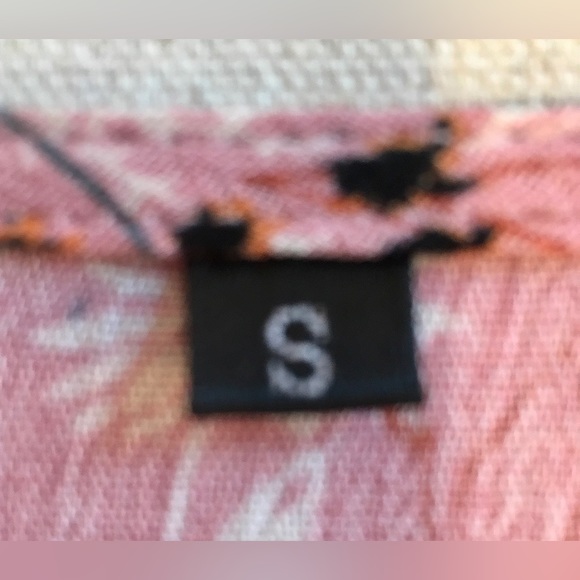 Bohemian dress, pink w/ tiny floral print, deep lace-up V neck, bell sleeves. S - Picture 11 of 12